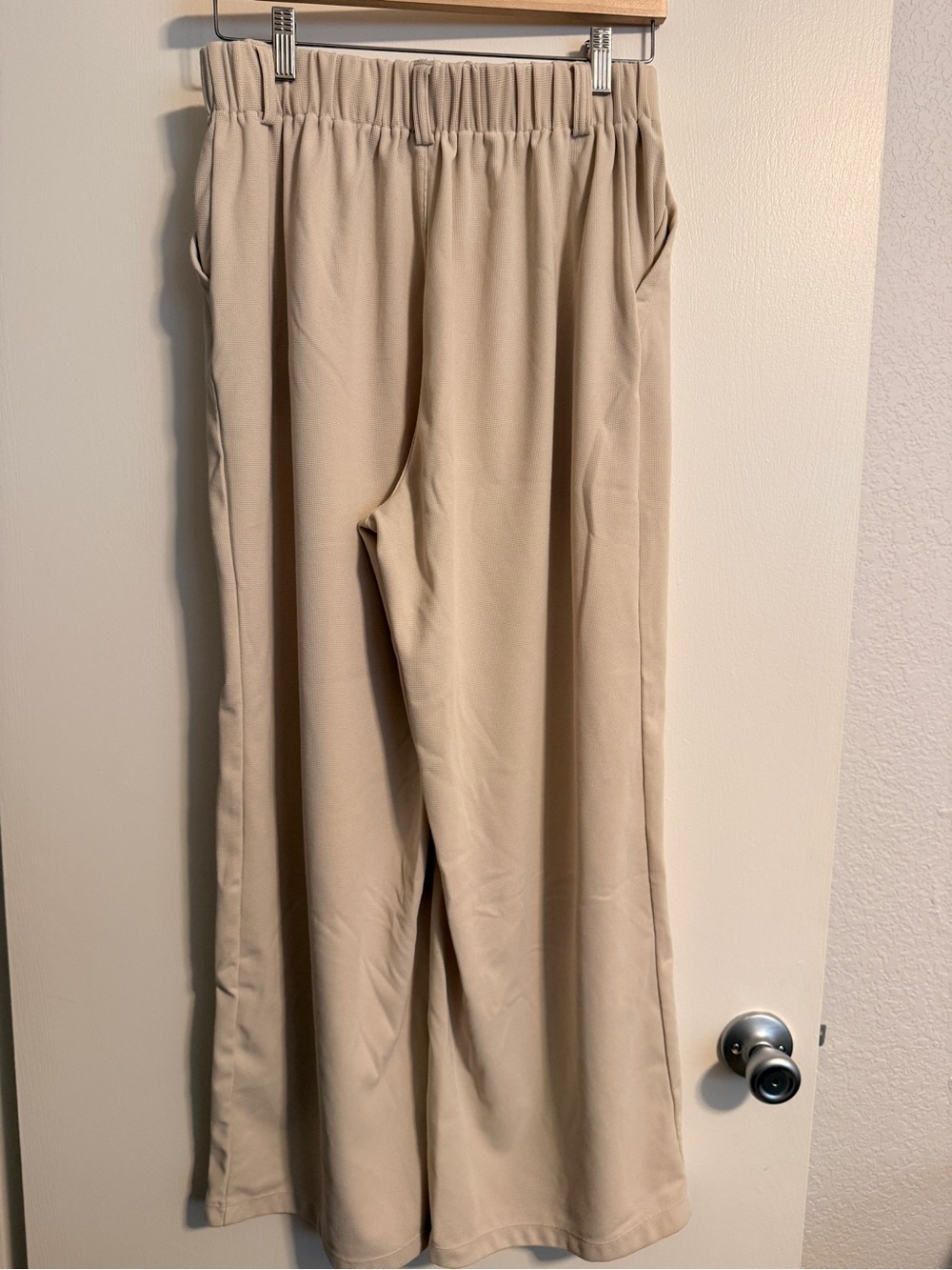 HALARA Cream Ribbed Elastic-Waist Top - Picture 2 of 3
